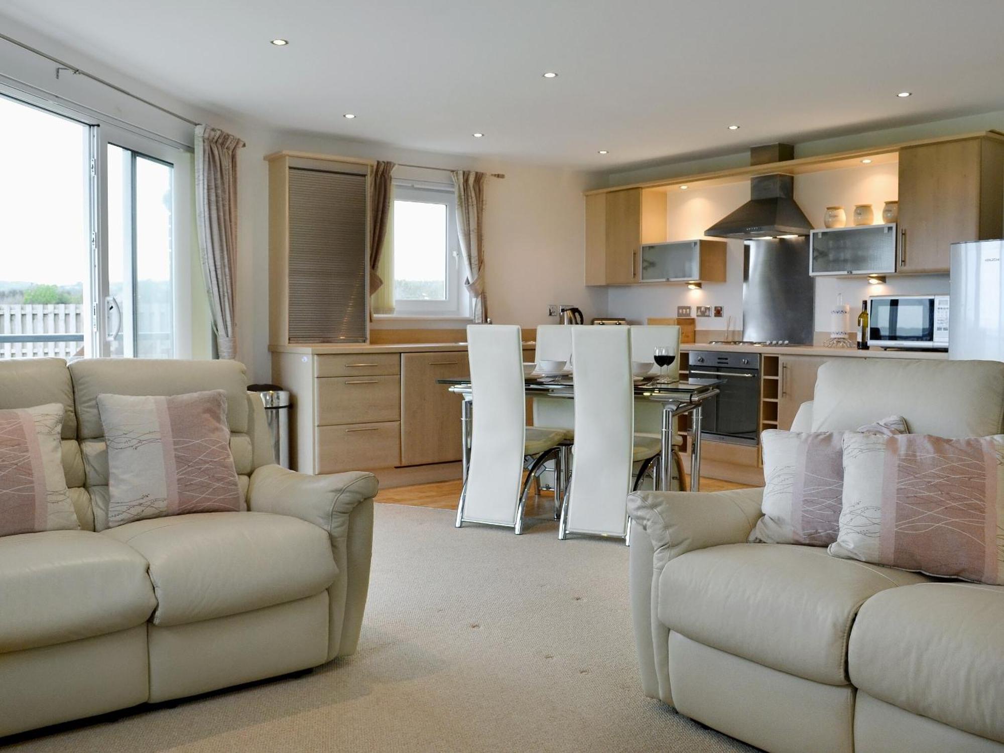 Waters Edge Villa Ланели Екстериор снимка